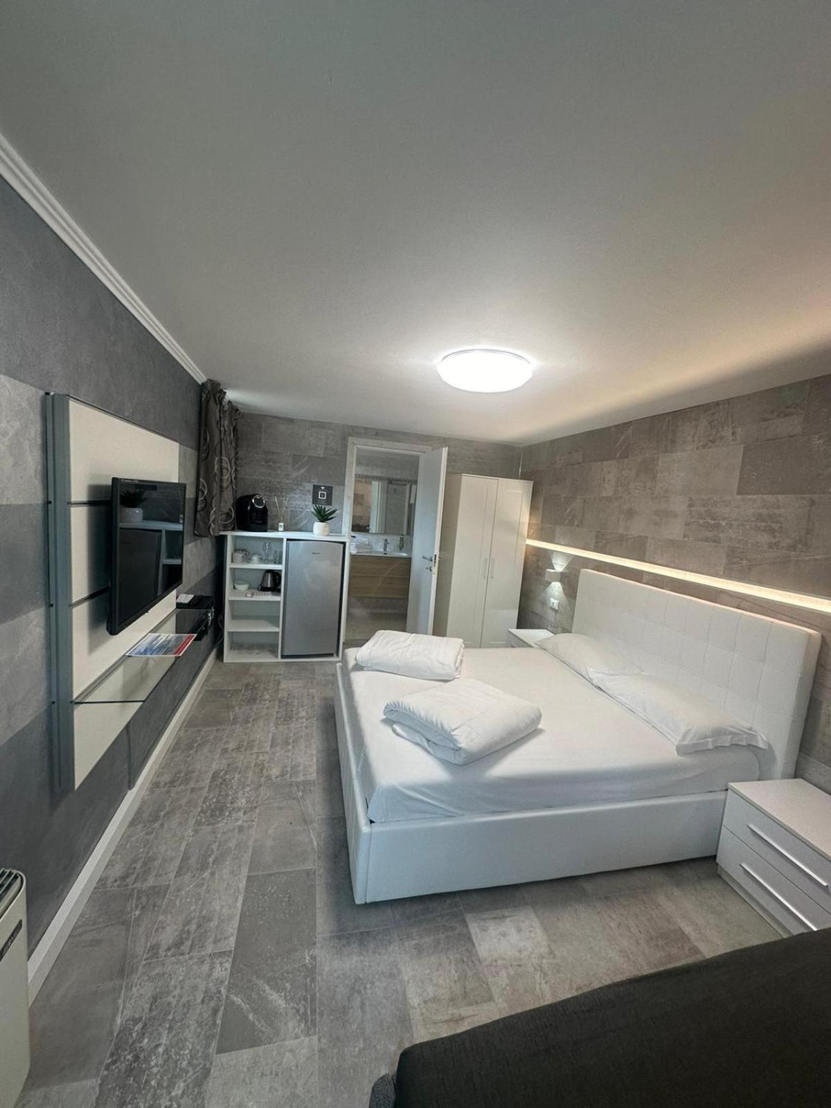 Tremosine Residence Delle Rose מראה חיצוני תמונה