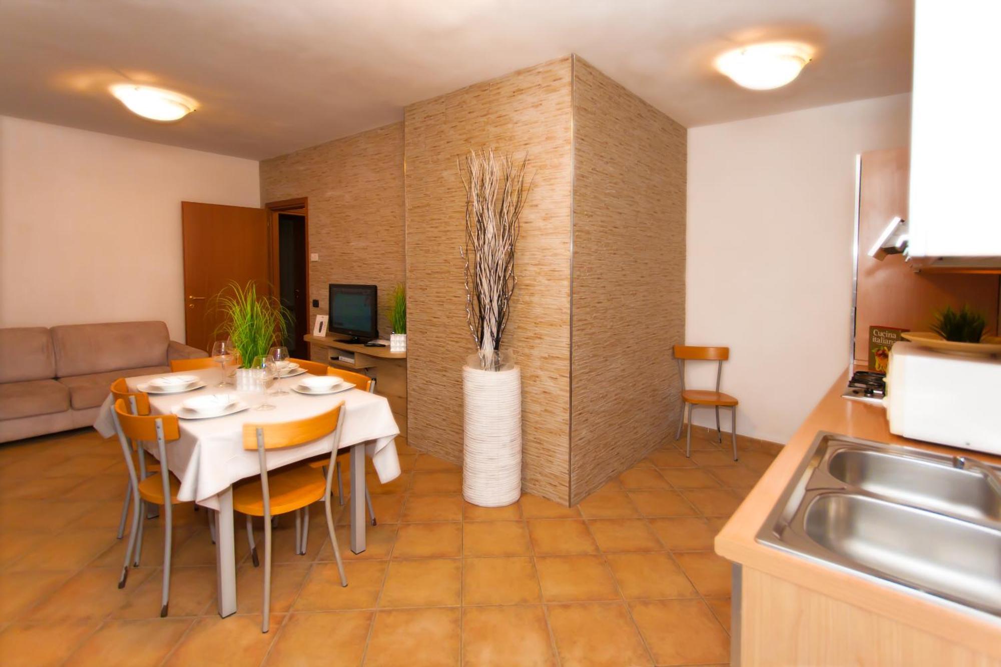 Tremosine Residence Delle Rose מראה חיצוני תמונה